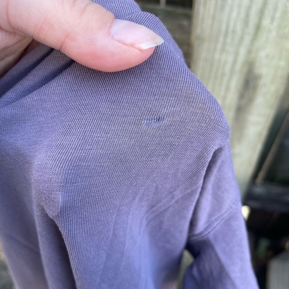 LULULEMON PURPLE ACTIVE TEE - Picture 4 of 4